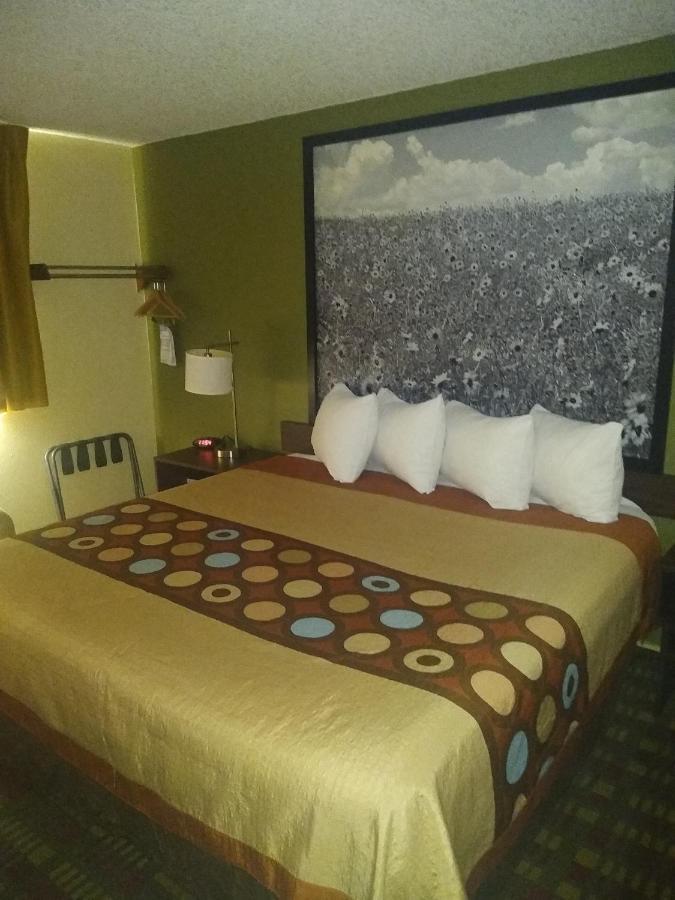 Super 8 By Wyndham Craig Hotel Ngoại thất bức ảnh