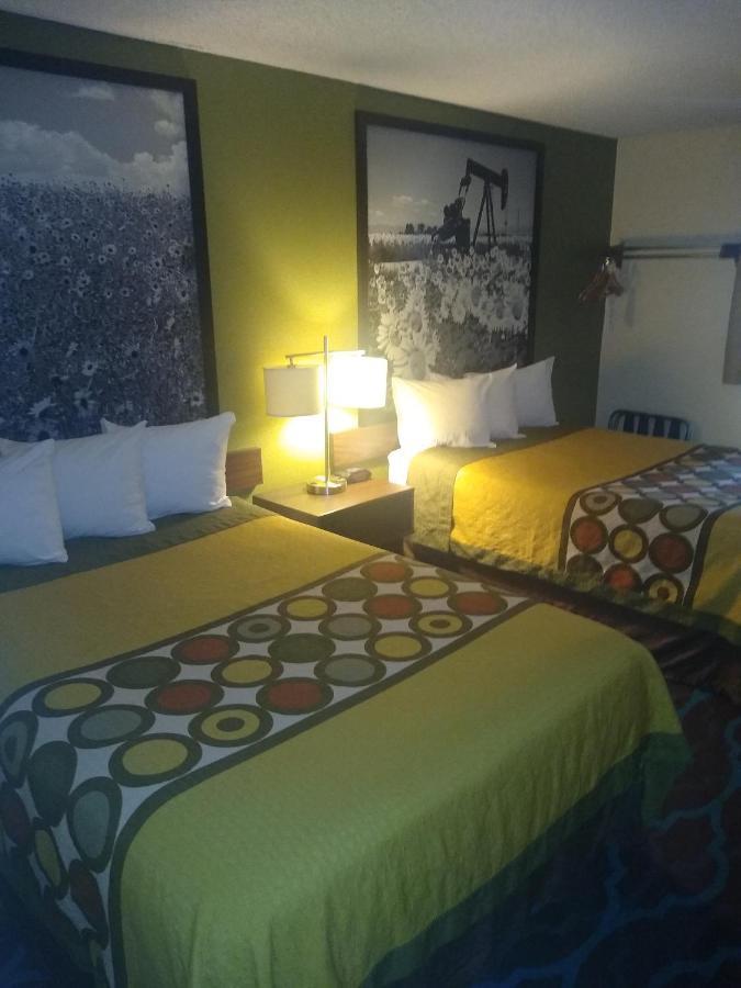 Super 8 By Wyndham Craig Hotel Ngoại thất bức ảnh