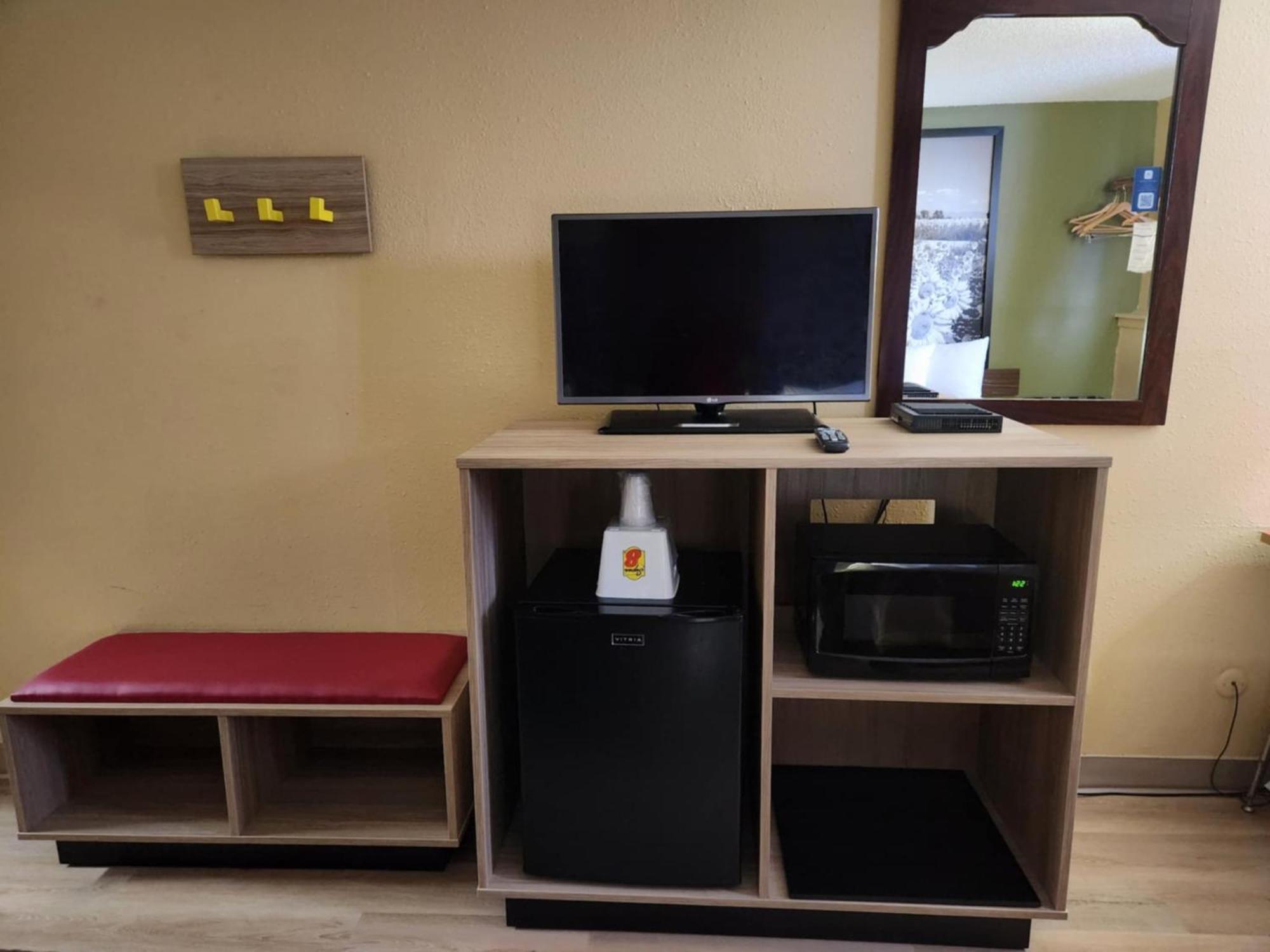 Super 8 By Wyndham Craig Hotel Ngoại thất bức ảnh